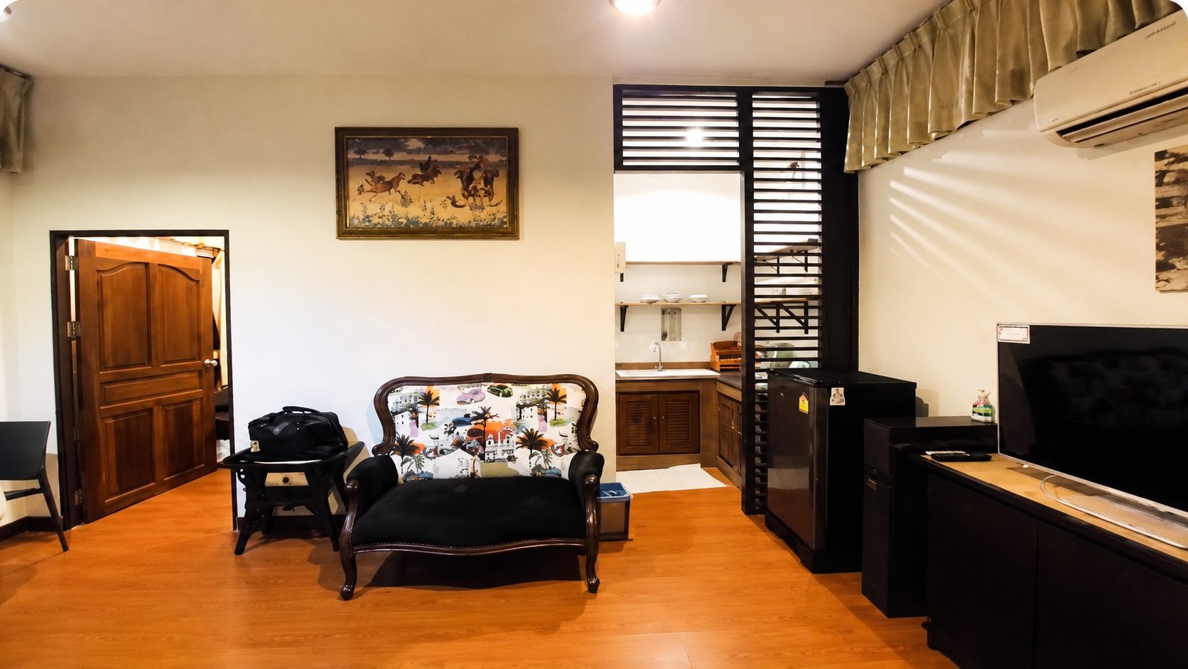 DUANG JARAS - Riverside Terrace House — 6