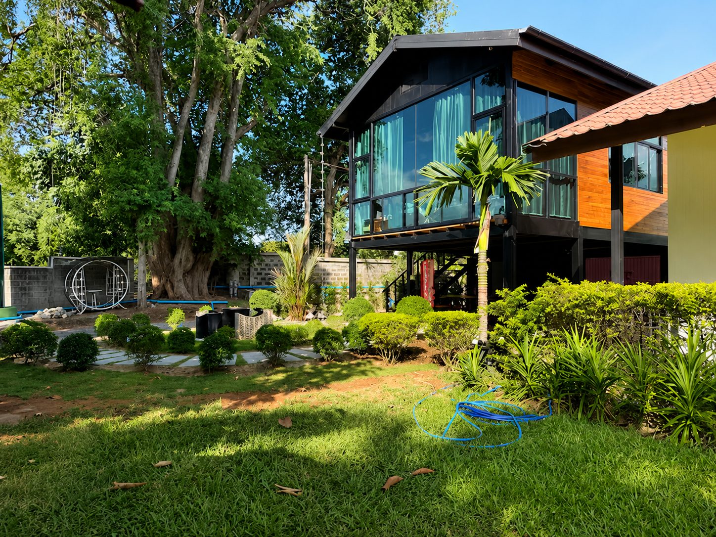 DUANG JARAS - Panoramic Riverfront Villa — 2