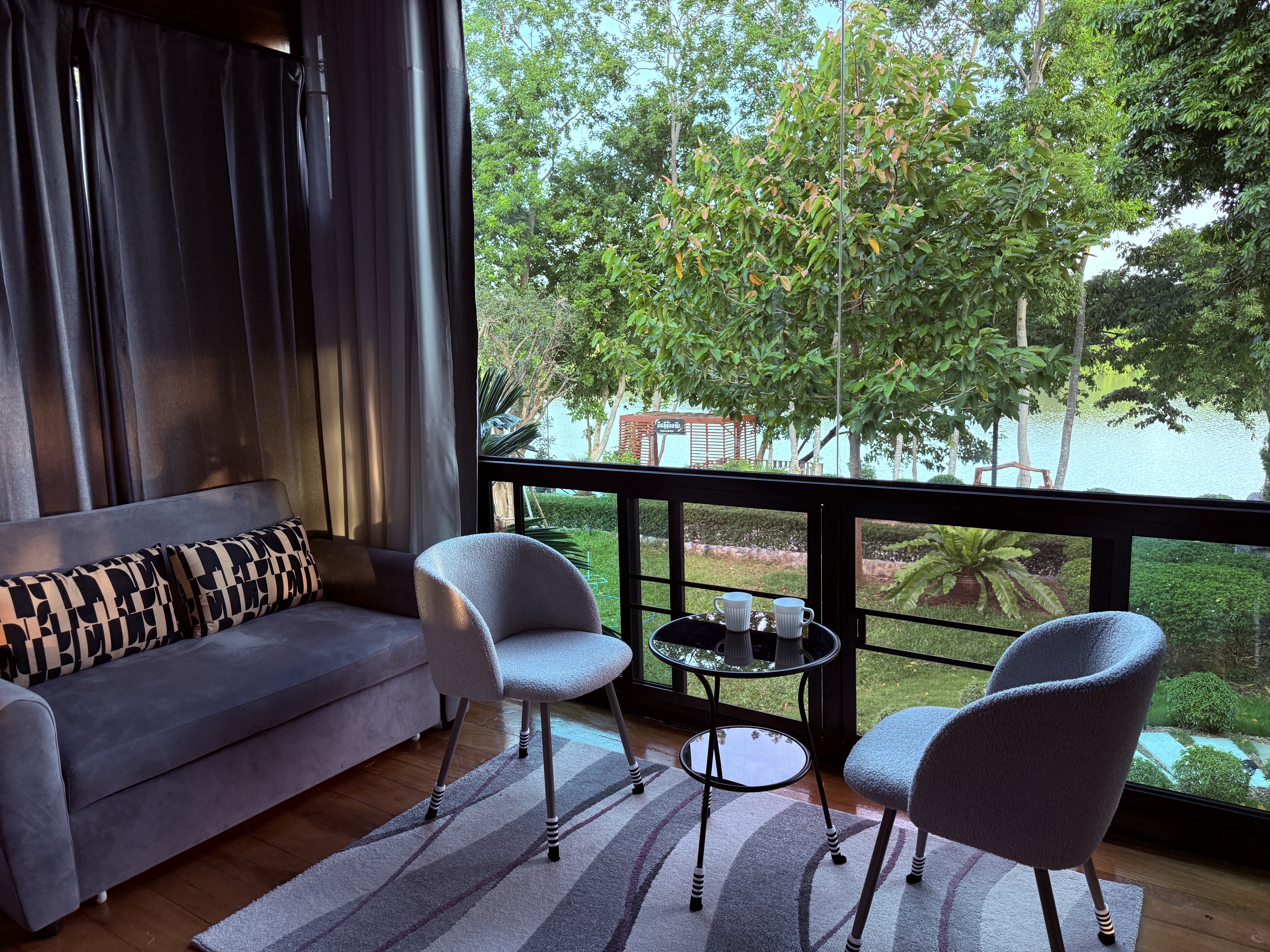 Large House Interior 8