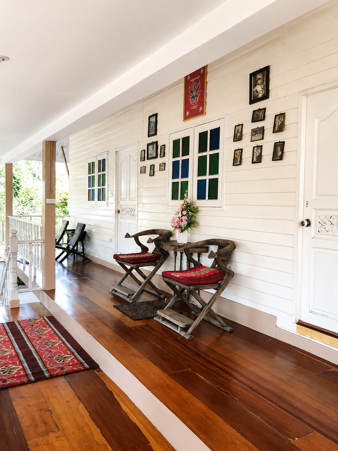 Middle House 4